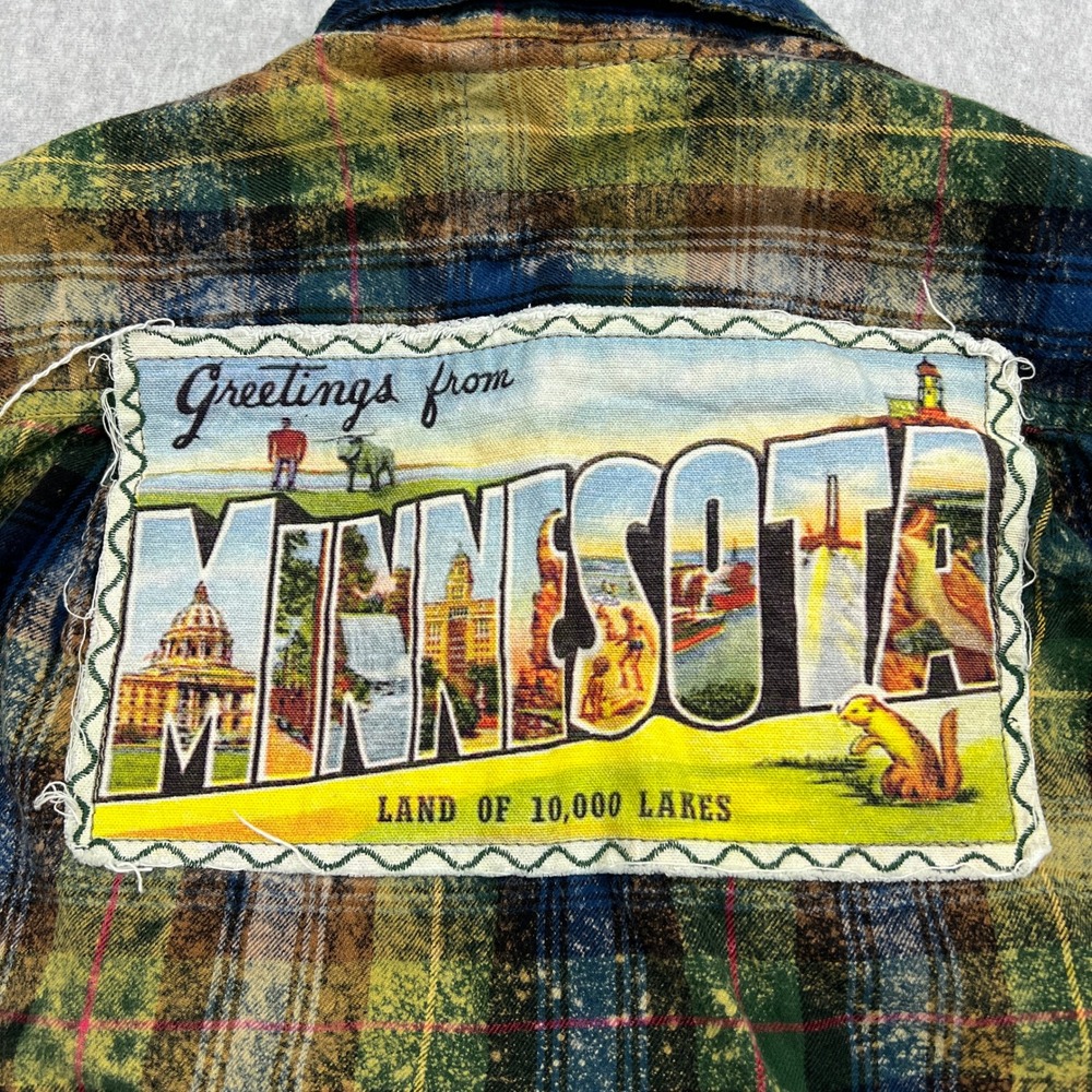 Angry Minnow Vintage Flannel Women's Small Green Plaid Bleached Minnesota Patch - Picture 2 of 10